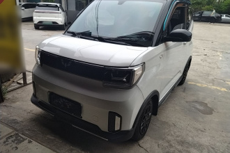五菱汽车 宏光MINIEV 2022款 GAMEBOY 300km 玩乐款 磷酸铁锂