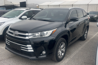 丰田 汉兰达 2018款 2.0T 两驱精英版 7座 国VI