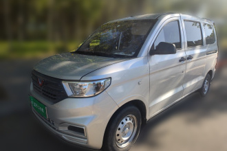 五菱汽车 五菱宏光V 2021款 1.5L改款劲享版LAR