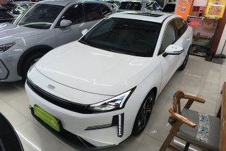 吉利银河 银河L6 2024款 125km PLUS 龙腾版