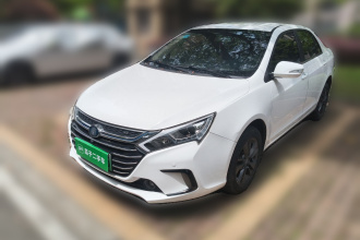 比亚迪 秦新能源 2018款 1.5T 智联精英型