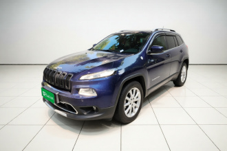 Jeep 自由光 2016款 2.4L 优越版
