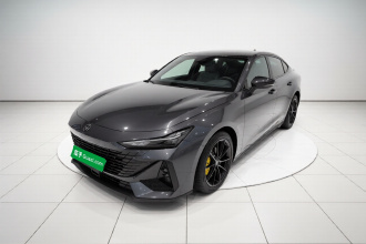 长安UNI-V 2022款 1.5T 尊贵型