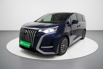 腾势D9 2022款 EV 600 四驱尊荣型