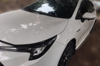 丰田 雷凌 2024款 智能电混双擎 1.8L 领先版