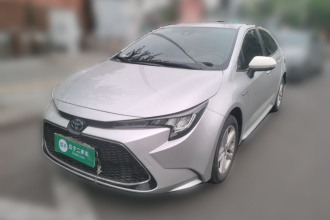 丰田 雷凌 2021款 双擎 1.8H E-CVT豪华版