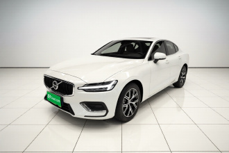 沃尔沃S60 2025款 B4 智逸豪华版