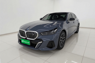 宝马i5 2024款 eDrive 35L 尊享型 M运动套装