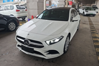奔驰A级 2019款 改款 A 200 L 运动轿车