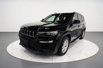 Jeep 指挥官 2018款 2.0T 两驱进享版 国VI