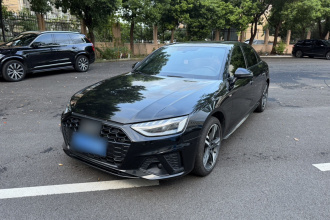 奥迪A4L 2022款 40 TFSI 豪华动感型