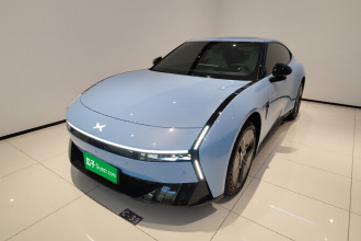 小鹏P7 2025款 702 长续航 Ultra