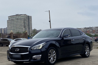 英菲尼迪Q70 2017款 Q70L 2.5L 精英版