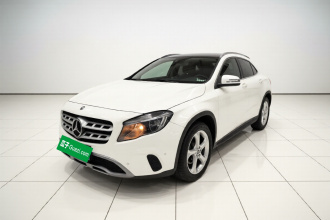奔驰GLA 2019款 GLA 200 动感型
