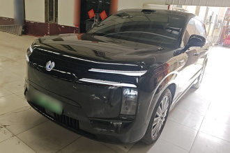 腾势N8L 2025款 尊荣型