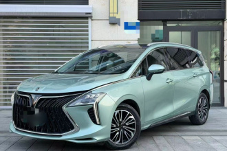 东风风行 风行游艇 2022款 1.5T DCT追风版