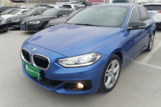 宝马1系 2018款 改款 118i 设计套装型