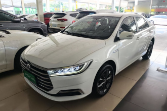 比亚迪 秦 2019款 1.5L 自动豪华型