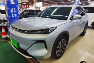 吉利银河 银河星舰7 EM-i 2025款 120km 领航版