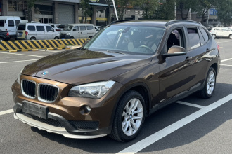 宝马X1 2015款 sDrive18i 时尚晋级版