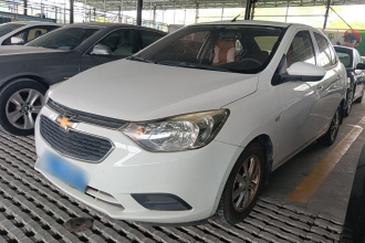 雪佛兰 2015款 赛欧3 1.5L 手动理想天窗版