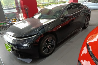 小鹏P7 2024款 P7i 550 Pro