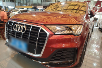 奥迪Q7 2020款 55 TFSI quattro S line运动型