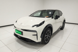 极氪X 2025款 四座后驱魔方版