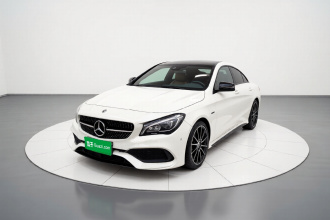 奔驰CLA 2017款 CLA 220 4MATIC 极地限量版