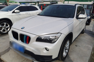 宝马X1 2015款 sDrive18i 时尚晋级版