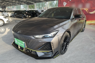 长安UNI-V 2022款 1.5T 运动版