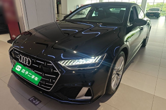 奥迪A7L 2024款 45TFSI S-line 筑梦型 流晶套装