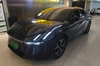 领克Z10 2024款 95kWh 766km后驱Max