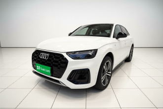 奥迪Q5L 2022款 改款 40T 豪华动感型