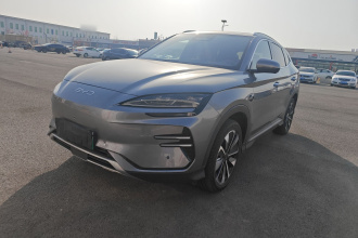 比亚迪 宋PLUS新能源 2025款 EV 智驾版 605km 旗舰型