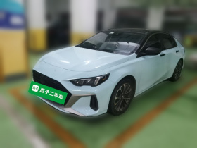 广汽传祺 影豹 2021款 270T DCT J11版