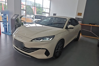 比亚迪 海豹06新能源 2024款 DM-i 120KM尊荣型