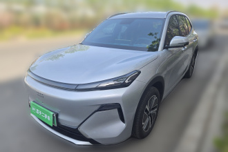 吉利银河 银河星舰7 EM-i 2025款 55km 启航版