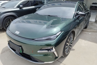 吉利银河 银河星耀8 2025款 130km EM-i 旗舰版