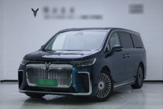 岚图汽车 岚图梦想家 2025款 PHEV 四驱旗舰鲲鹏版