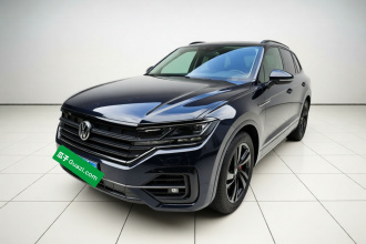 大众 途锐 2021款 3.0TSI 锐享版 曜黑运动套装