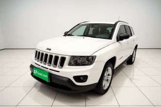 Jeep 指南者(进口) 2015款 2.0L 两驱运动版