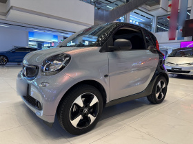 smart fortwo 2018款 1.0L 52千瓦硬顶激情版 国V