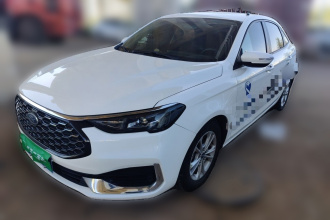 福特 福睿斯 2021款 1.5L 自动铂金版