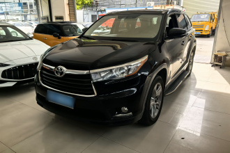 丰田 汉兰达 2017款 2.0T 两驱豪华版 7座