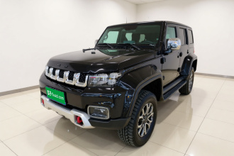 北京越野BJ40 2023款 2.0T 自动四驱城市猎人版侠客型