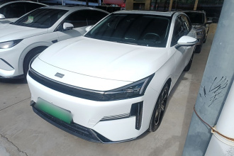 吉利银河 银河L6 2024款 125km PLUS 龙腾版