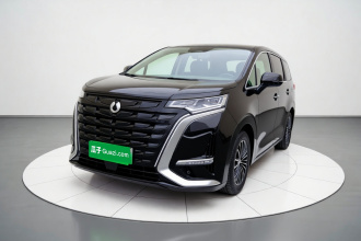 腾势D9 2024款 DM-i 980 四驱尊荣型