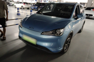 哪吒汽车 哪吒V 2021款 长续航娱乐版升级型