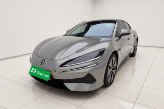 腾势Z9GT 2024款 1100四驱Max版